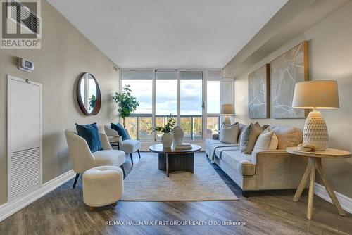 611 - 2 Westney Road N, Ajax, ON - Indoor Photo Showing Living Room