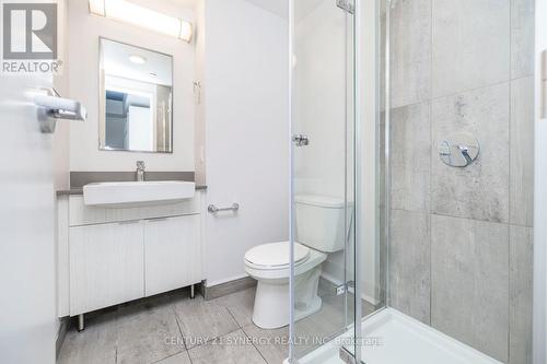 1102 - 105 Champagne Avenue S, Ottawa, ON - Indoor Photo Showing Bathroom