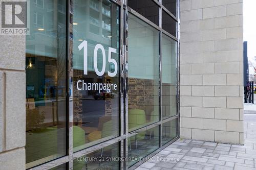 1102 - 105 Champagne Avenue S, Ottawa, ON -  With Exterior