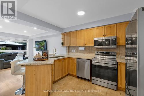 160 Marycroft Court, Brampton, ON - Indoor Photo Showing Kitchen With Stainless Steel Kitchen With Double Sink