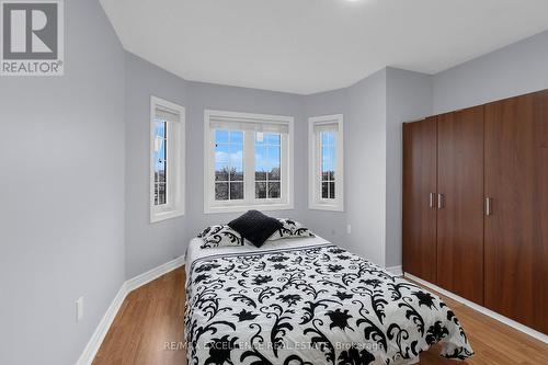 160 Marycroft Court, Brampton, ON - Indoor Photo Showing Bedroom