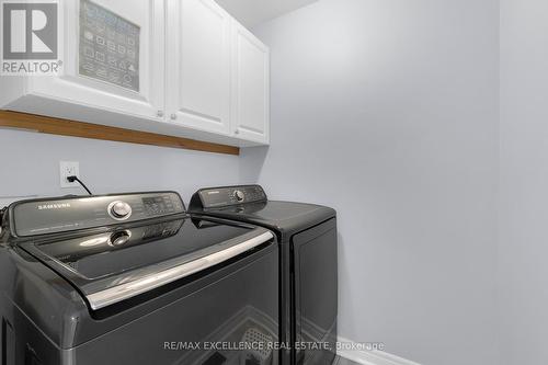 160 Marycroft Court, Brampton, ON - Indoor Photo Showing Laundry Room