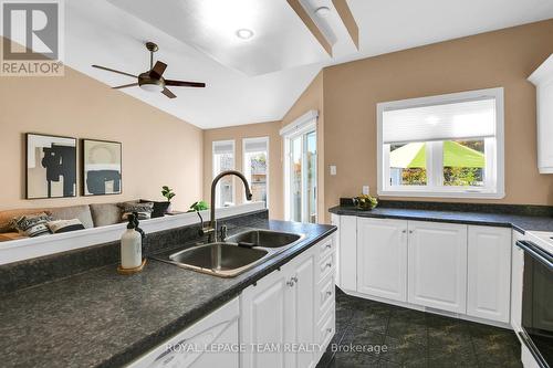 194 Holland Avenue, Ottawa, ON - Indoor Photo Showing Kitchen With Double Sink