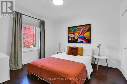 194 Holland Avenue, Ottawa, ON - Indoor Photo Showing Bedroom