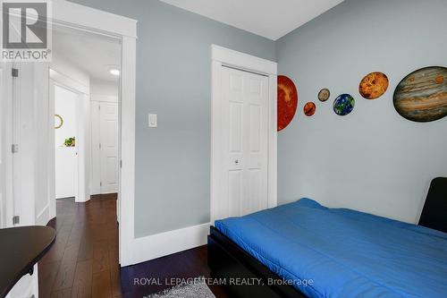 194 Holland Avenue, Ottawa, ON - Indoor Photo Showing Bedroom