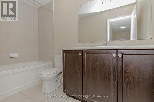 27 Biddens Square, Brampton, ON - Indoor Photo Showing Bathroom