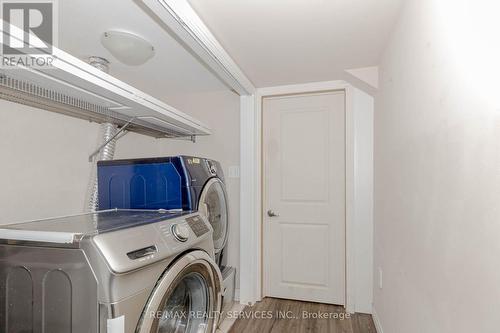 27 Biddens Square, Brampton, ON - Indoor Photo Showing Laundry Room