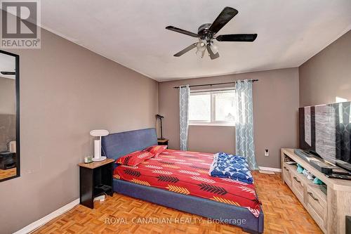 E - 515 Weber Street N, Waterloo, ON - Indoor Photo Showing Bedroom