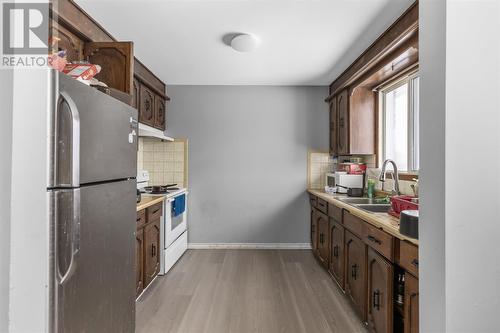 324 Korah Rd, Sault Ste. Marie, ON - Indoor Photo Showing Kitchen With Double Sink