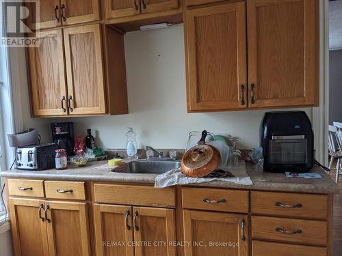 171 Sydenham Street E, Aylmer, ON - Indoor Photo Showing Kitchen