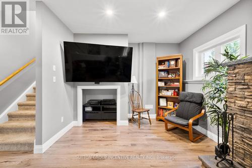 1277 Sunnidale Road, Springwater, ON - Indoor