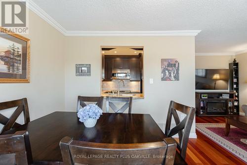 22 - 3125 Fifth Line W, Mississauga, ON - Indoor Photo Showing Dining Room