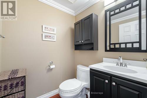 22 - 3125 Fifth Line W, Mississauga, ON - Indoor Photo Showing Bathroom