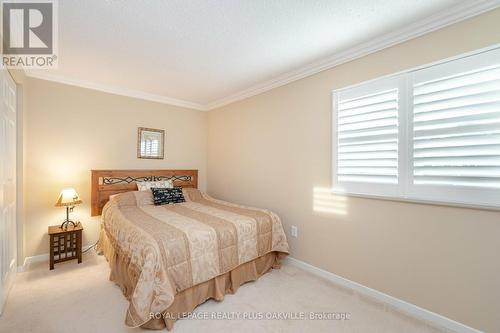 22 - 3125 Fifth Line W, Mississauga, ON - Indoor Photo Showing Bedroom