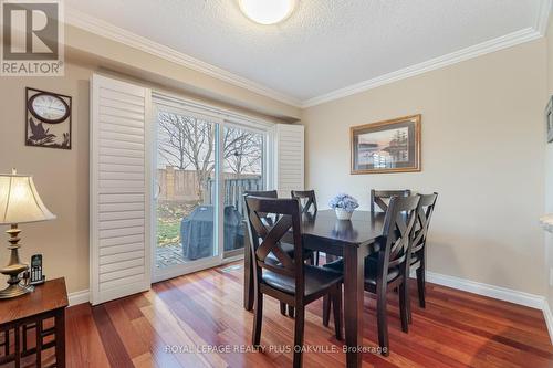 22 - 3125 Fifth Line W, Mississauga, ON - Indoor Photo Showing Dining Room