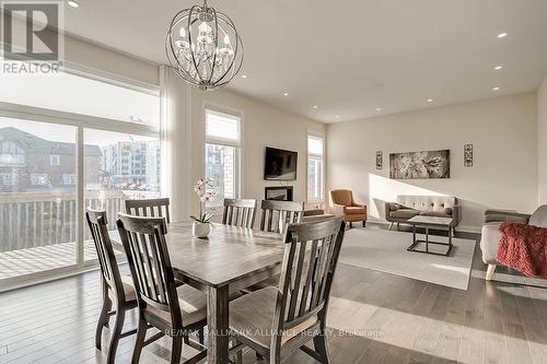 3186 Hines Drive, Oakville, ON - Indoor Photo Showing Dining Room