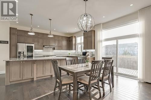 3186 Hines Drive, Oakville, ON - Indoor Photo Showing Dining Room