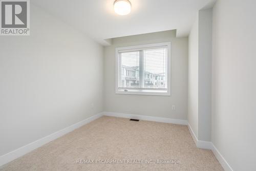 5 - 2184 Postmaster Drive, Oakville, ON - Indoor Photo Showing Other Room