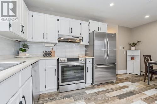 520 Pineview Gardens, Shelburne, ON - Indoor Photo Showing Kitchen With Stainless Steel Kitchen