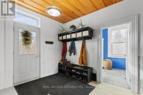 207 Huron Road, Perth South, ON - Indoor Photo Showing Other Room