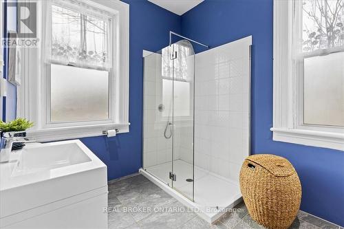 207 Huron Road, Perth South, ON - Indoor Photo Showing Bathroom