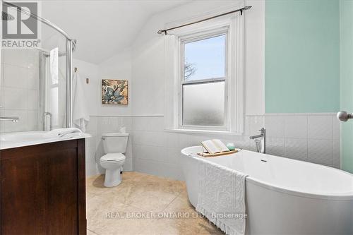 207 Huron Road, Perth South, ON - Indoor Photo Showing Bathroom