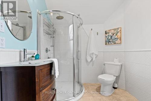 207 Huron Road, Perth South, ON - Indoor Photo Showing Bathroom