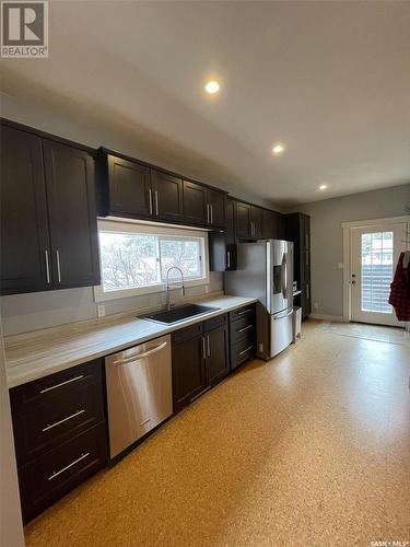 538 1St Street E, Shaunavon, SK - Indoor Photo Showing Kitchen