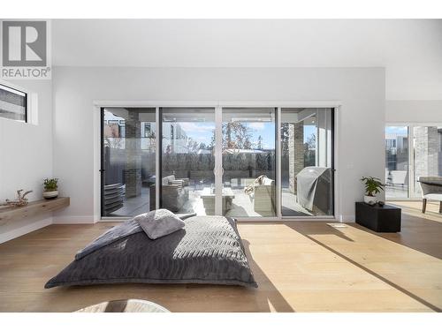 509 Eldorado Road, Kelowna, BC - Indoor Photo Showing Bedroom