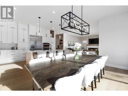 509 Eldorado Road, Kelowna, BC - Indoor Photo Showing Dining Room