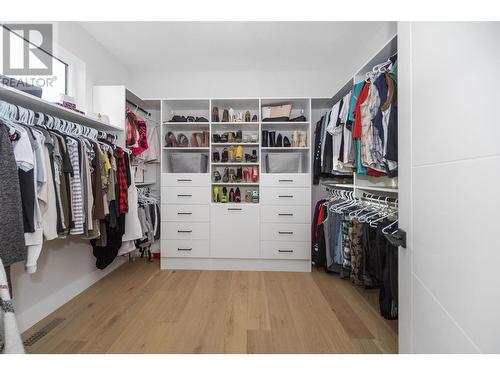 Walk in closet - 509 Eldorado Road, Kelowna, BC - Indoor With Storage