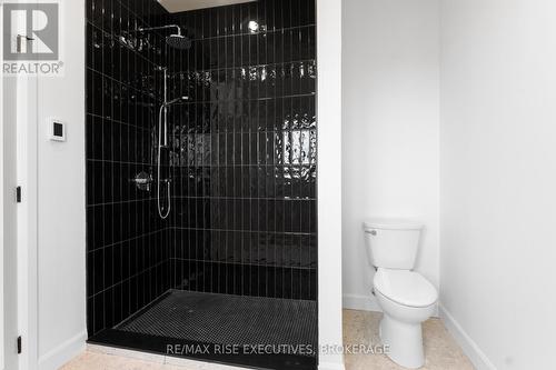 42 Owen Avenue, Gananoque, ON - Indoor Photo Showing Bathroom