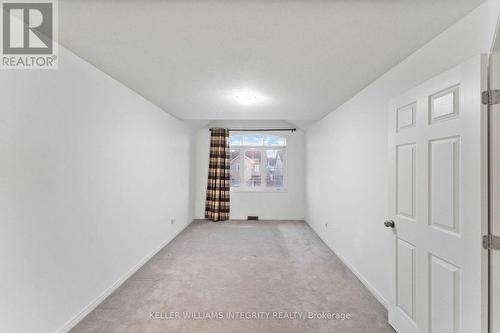 206 Macoun Circle, Ottawa, ON - Indoor Photo Showing Other Room