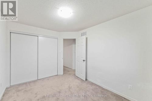 206 Macoun Circle, Ottawa, ON - Indoor Photo Showing Other Room