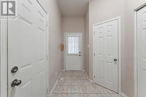 206 Macoun Circle, Ottawa, ON - Indoor Photo Showing Other Room