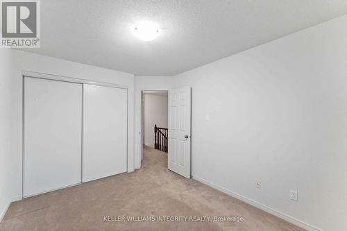 206 Macoun Circle, Ottawa, ON - Indoor Photo Showing Other Room