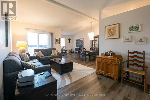 305 - 56 Tripp Boulevard, Quinte West, ON - Indoor Photo Showing Living Room