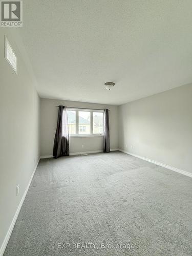 712 Devario Crescent, Ottawa, ON - Indoor Photo Showing Other Room