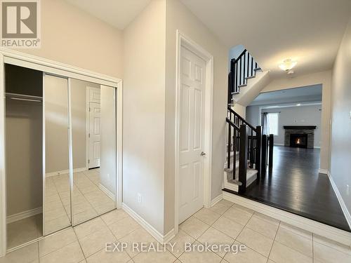 712 Devario Crescent, Ottawa, ON - Indoor Photo Showing Other Room