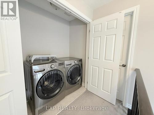 712 Devario Crescent, Ottawa, ON - Indoor Photo Showing Laundry Room