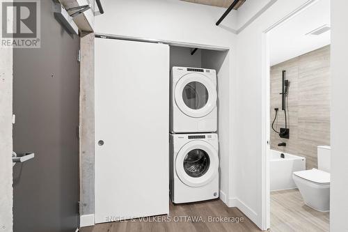 301 - 10 James Street, Ottawa, ON - Indoor Photo Showing Laundry Room