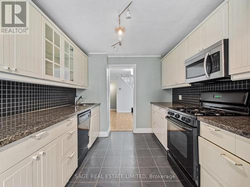 212 Alton Avenue, Toronto, ON - Indoor Photo Showing Kitchen