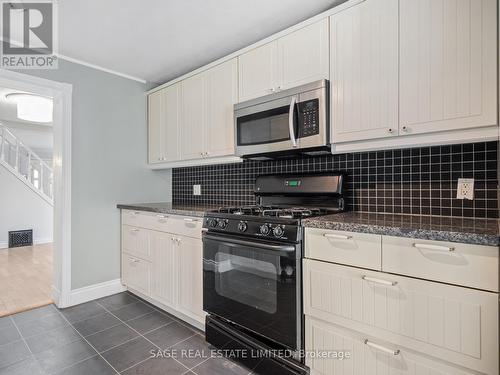 212 Alton Avenue, Toronto, ON - Indoor Photo Showing Kitchen