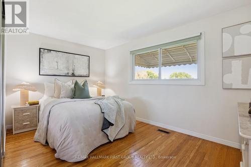 980 Essa Crescent, Pickering, ON - Indoor Photo Showing Bedroom