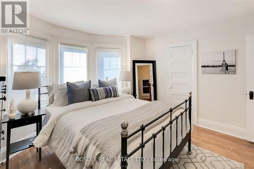 335 Woodbine Avenue, Toronto, ON - Indoor Photo Showing Bedroom