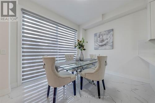 132 Carriage Shop Bend, East Gwillimbury, ON - Indoor Photo Showing Dining Room