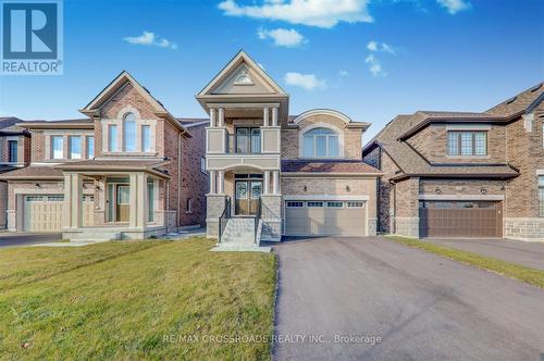 132 Carriage Shop Bend, East Gwillimbury, ON - Outdoor With Balcony With Facade