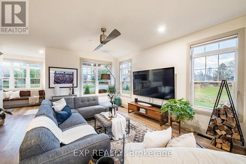 96 Aranda Way, Brighton, ON - Indoor Photo Showing Living Room