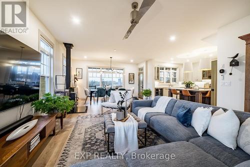 96 Aranda Way, Brighton, ON - Indoor Photo Showing Living Room