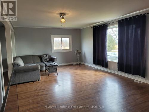 819 Buttermilk Falls Road, Greater Napanee, ON - Indoor Photo Showing Other Room